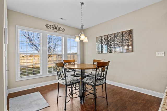 294 Brunswick Circle, Versailles, KY 40383