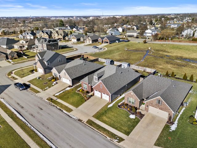 294 Brunswick Circle, Versailles, KY 40383