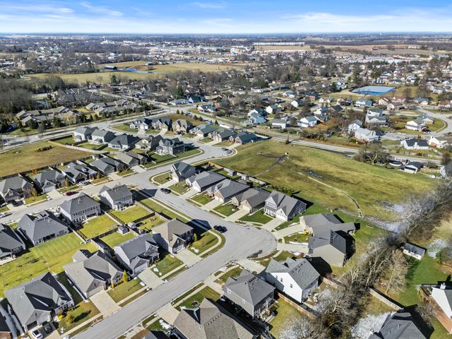 294 Brunswick Circle, Versailles, KY 40383