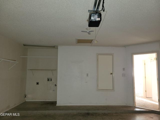 5777 RICK HUSBAND Drive, El Paso, TX 79934