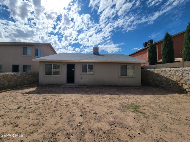 5777 RICK HUSBAND Drive, El Paso, TX 79934