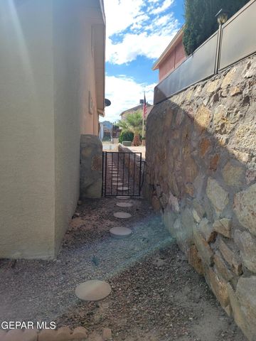 5777 RICK HUSBAND Drive, El Paso, TX 79934