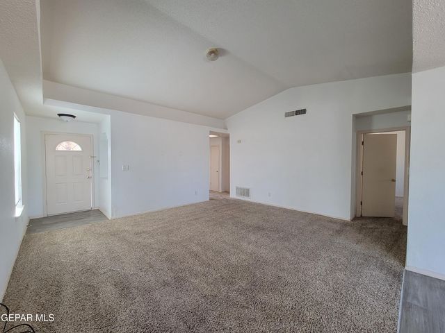 5777 RICK HUSBAND Drive, El Paso, TX 79934