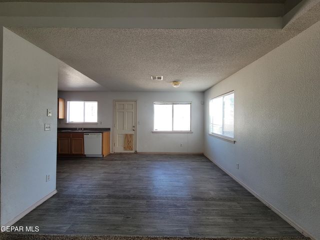 5777 RICK HUSBAND Drive, El Paso, TX 79934