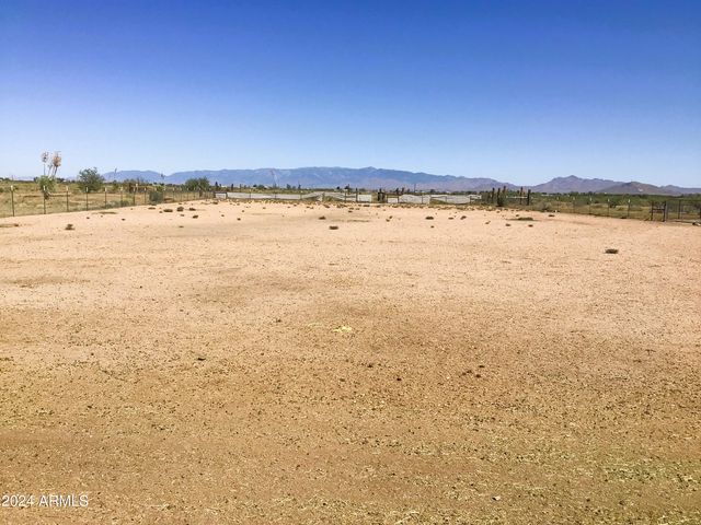 3418 W COX Road, Willcox, AZ 85643