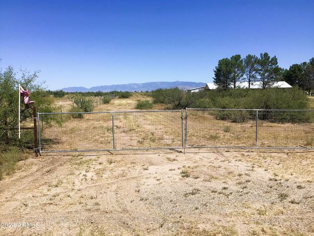 3418 W COX Road, Willcox, AZ 85643