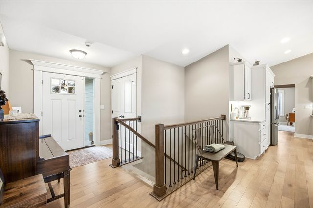 617 Mallard Pointe Drive NW, Bondurant, IA 50035