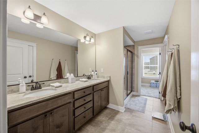 617 Mallard Pointe Drive NW, Bondurant, IA 50035