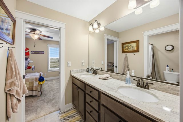 617 Mallard Pointe Drive NW, Bondurant, IA 50035