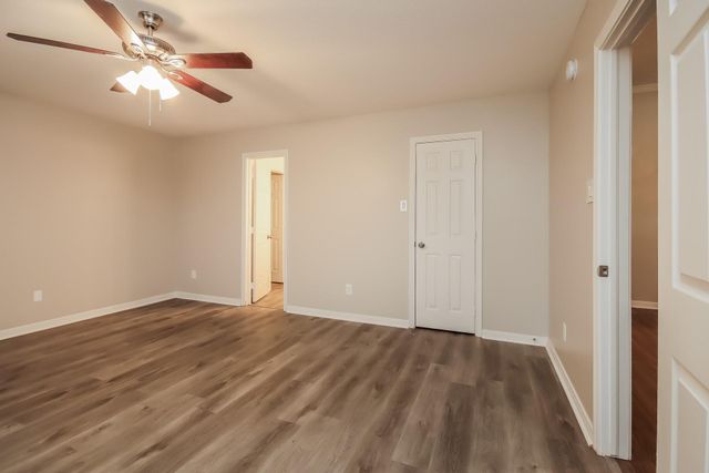 5016 Asia Lane, Dickinson, TX 77539