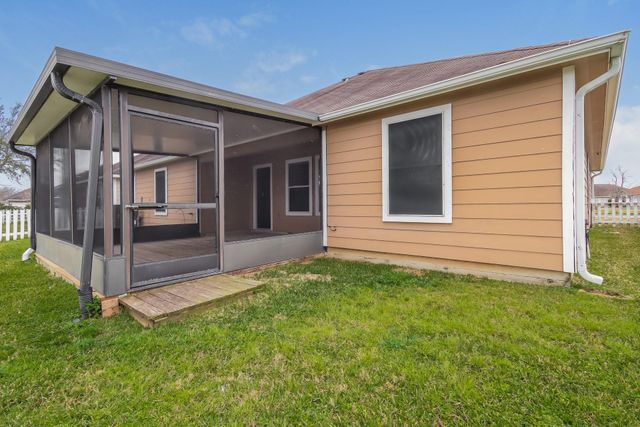 5016 Asia Lane, Dickinson, TX 77539
