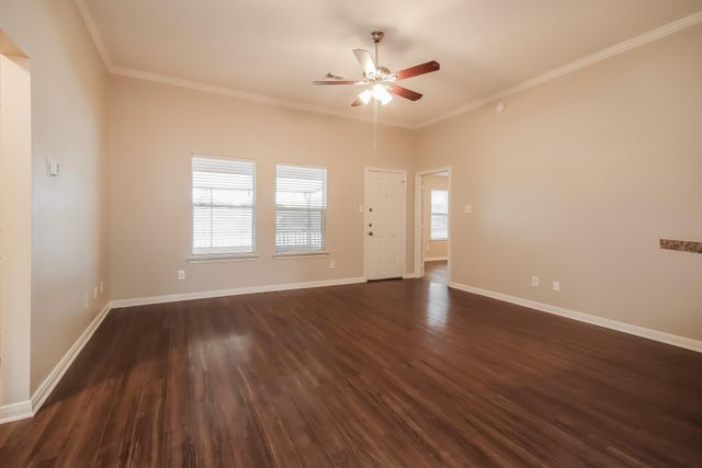5016 Asia Lane, Dickinson, TX 77539
