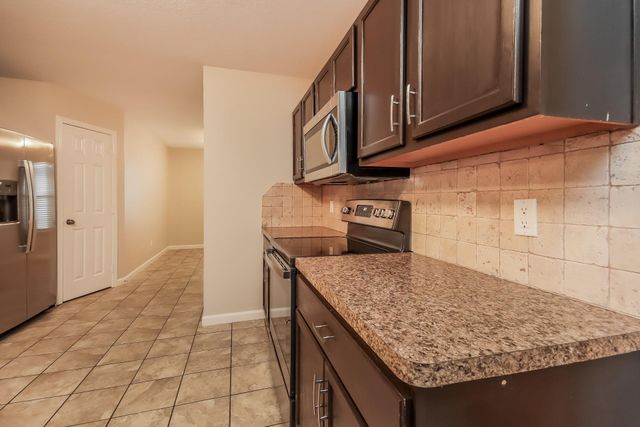5016 Asia Lane, Dickinson, TX 77539