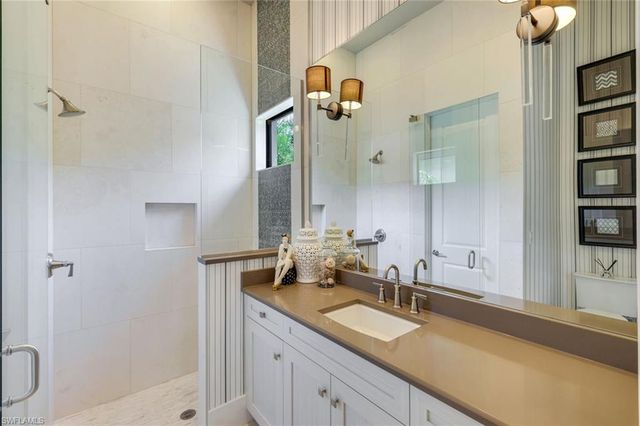 16816 Brightling WAY, Naples, FL 34110