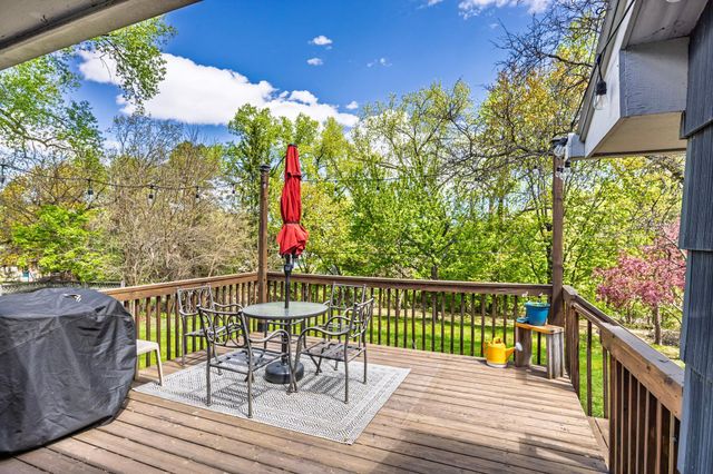 1782 Onacrest Curve, Maplewood, MN 55117