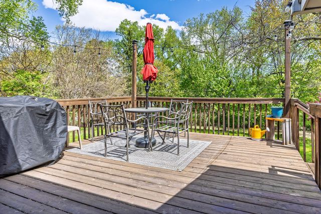 1782 Onacrest Curve, Maplewood, MN 55117