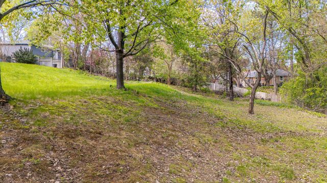 1782 Onacrest Curve, Maplewood, MN 55117