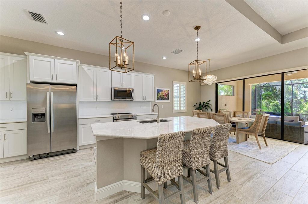 Image 26 of property listing at 10363 MEDJOOL DRIVE, Venice, FL 34293