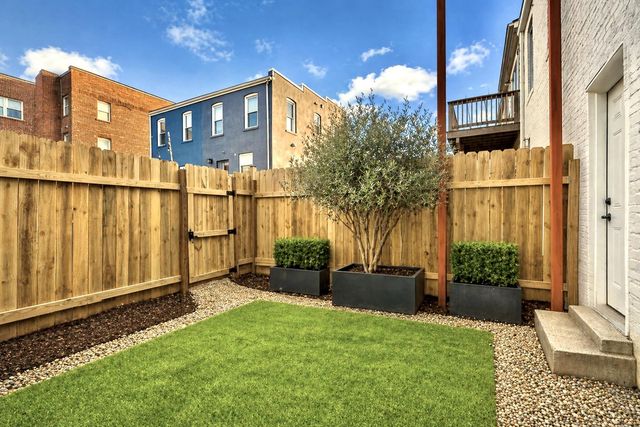 1627 MONTELLO AVE NE, Washington, DC 20002