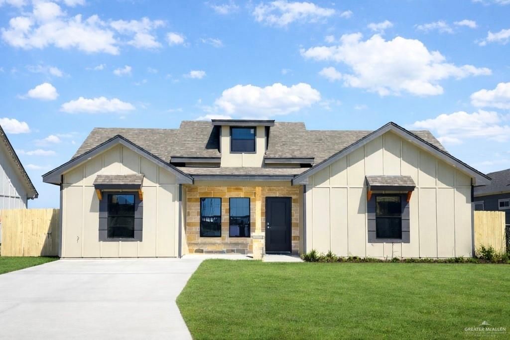 2298 Via Roma Road, Weslaco, TX 78596