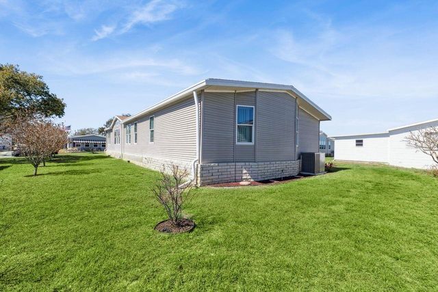 6636 WESTCHESTER DRIVE NE, Winter Haven, FL 33881