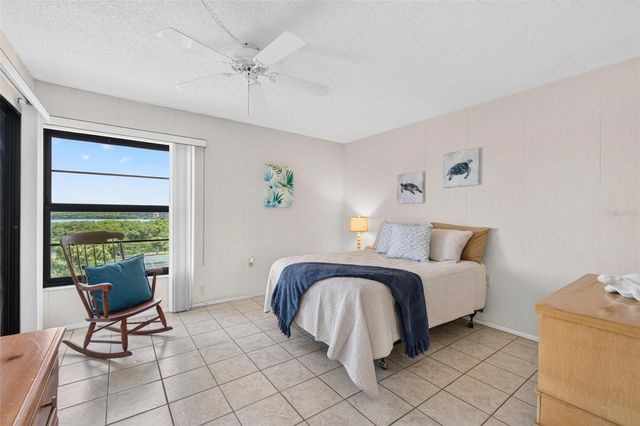 9860 62ND TERRACE N 1043, St Petersburg, FL 33708