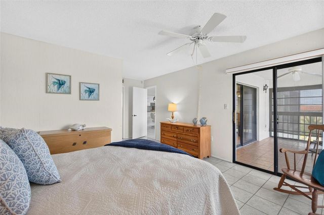 9860 62ND TERRACE N 1043, St Petersburg, FL 33708