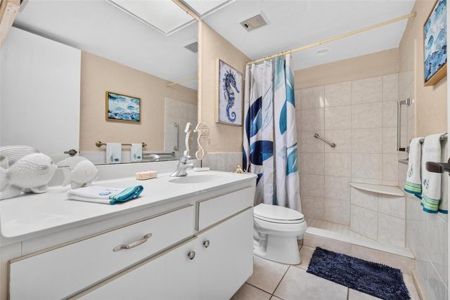 9860 62ND TERRACE N 1043, St Petersburg, FL 33708
