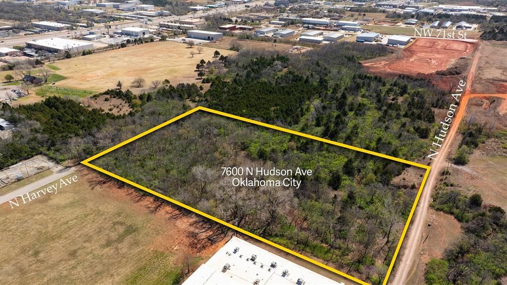 Image 1 of property listing at 7600 N Hudson Avenue, Oklahoma City, OK 73116