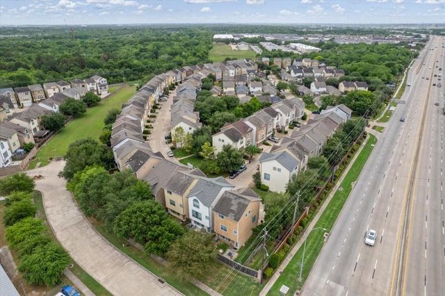 3103 Clearview Circle, Houston, TX 77025