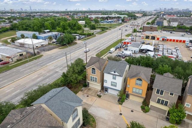 3103 Clearview Circle, Houston, TX 77025