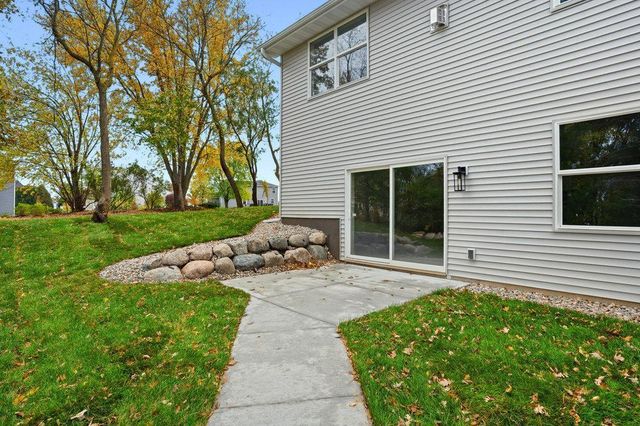 15587 Hampshire Avenue S, Savage, MN 55378