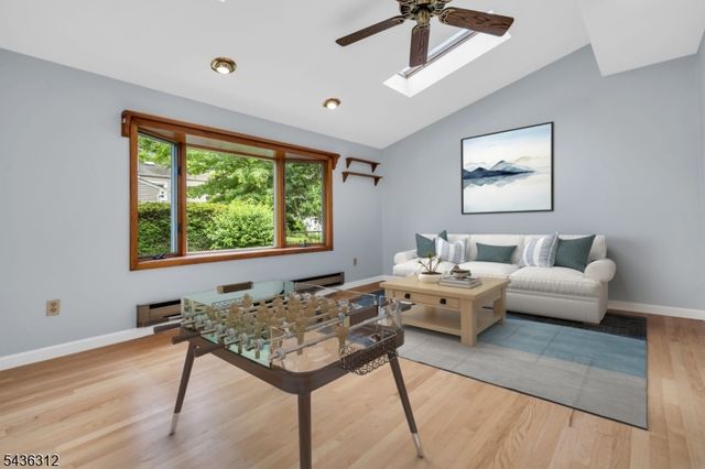 86 Portland Ave, Fanwood Boro, NJ 07023