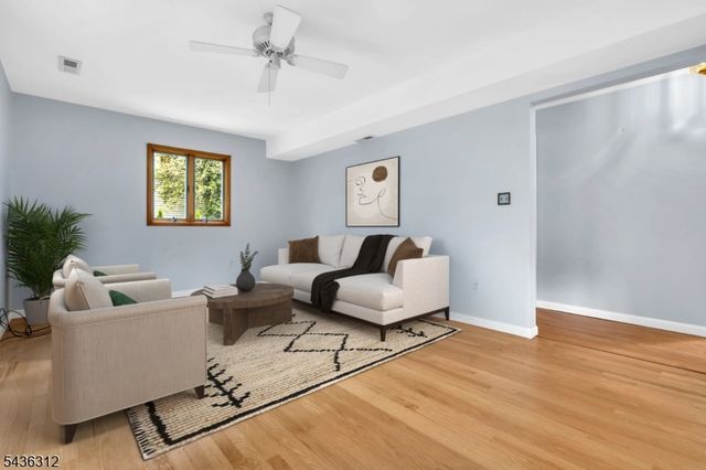 86 Portland Ave, Fanwood Boro, NJ 07023