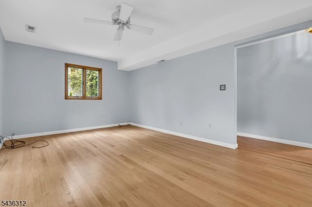 86 Portland Ave, Fanwood Boro, NJ 07023