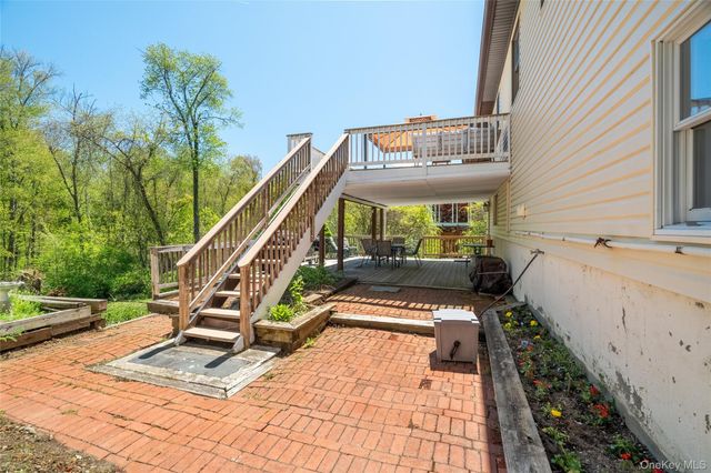 138 Fairmont Road, Mahopac, NY 10541