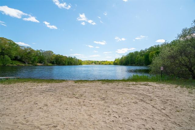 138 Fairmont Road, Mahopac, NY 10541