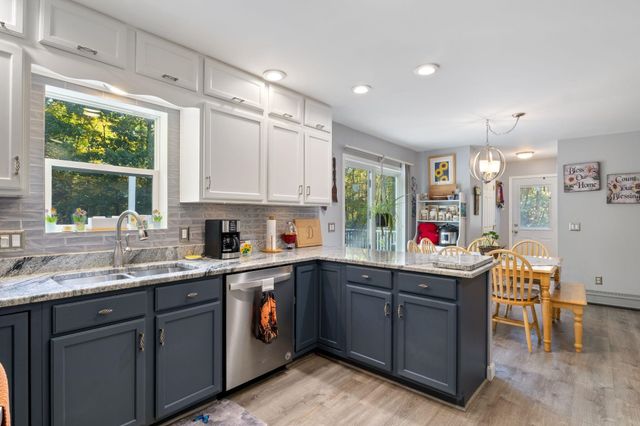 33 Sampson Road, Rochester, NH 03867