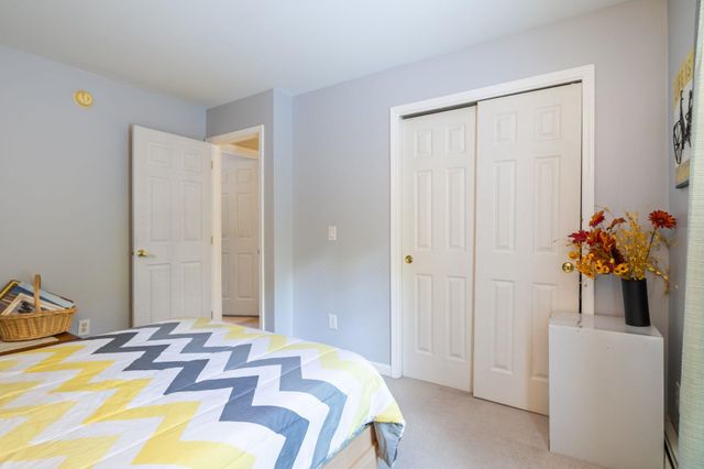 33 Sampson Road, Rochester, NH 03867