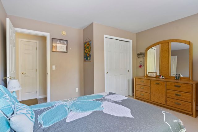 33 Sampson Road, Rochester, NH 03867