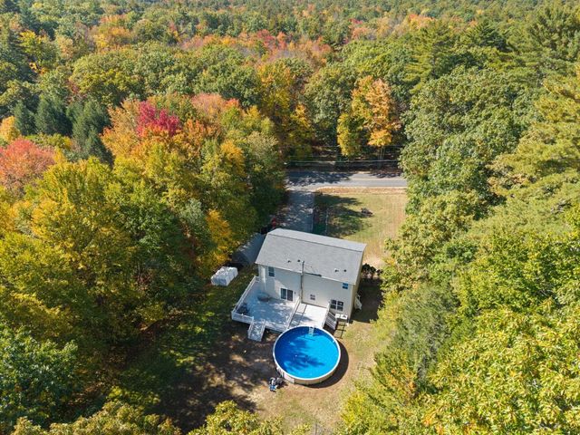 33 Sampson Road, Rochester, NH 03867