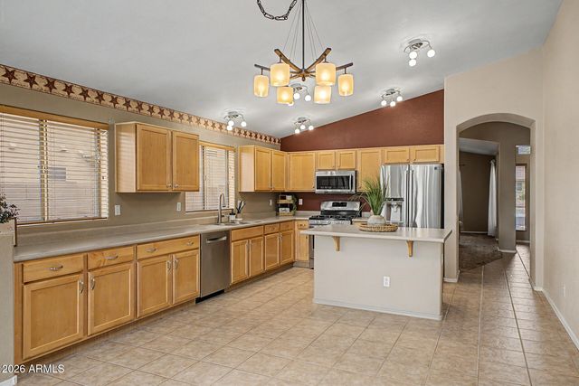 4123 W ALEX Loop, Phoenix, AZ 85083