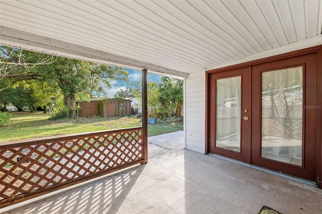 5328 17TH STREET, Zephyrhills, FL 33542