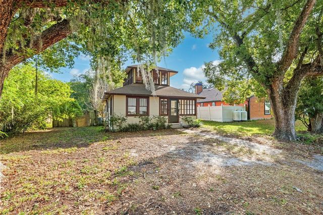 5328 17TH STREET, Zephyrhills, FL 33542