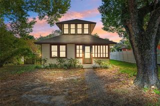 5328 17TH STREET, Zephyrhills, FL 33542