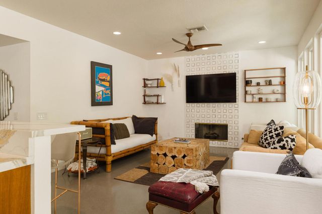 201 Augusta Drive, Palm Desert, CA 92211