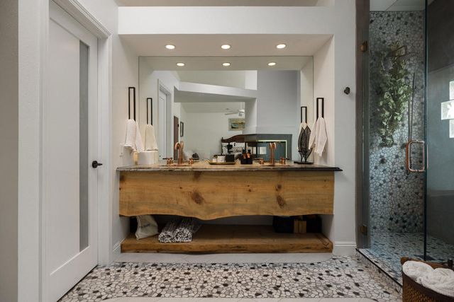 201 Augusta Drive, Palm Desert, CA 92211