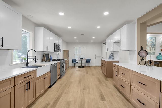 2519 Micliff Boulevard, Houston, TX 77068