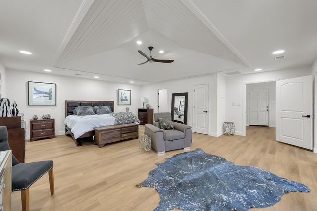 2519 Micliff Boulevard, Houston, TX 77068