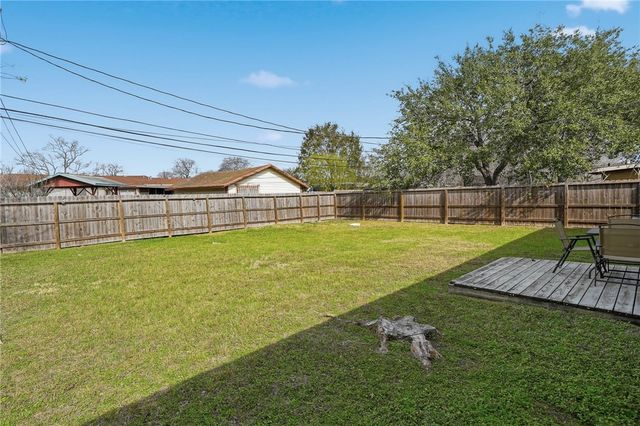 1213 SALEM Dr, Corpus Christi, TX 78412